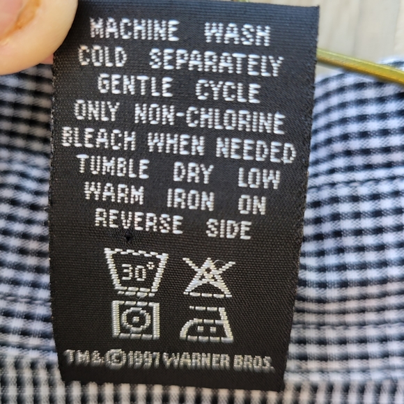 Warner Brothers Looney Tunes Button Down Shirt - Picture 11 of 11